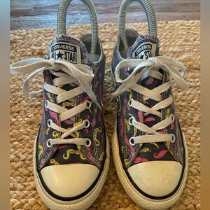 Converse‎ Unisex Chuck Taylor mustache Youth size 1.5 rare